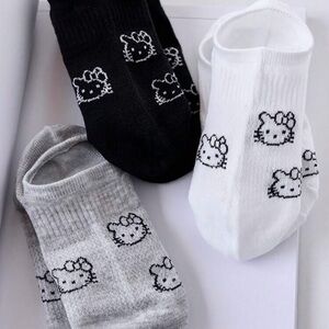 Hello Kitty Ankle Socks Set